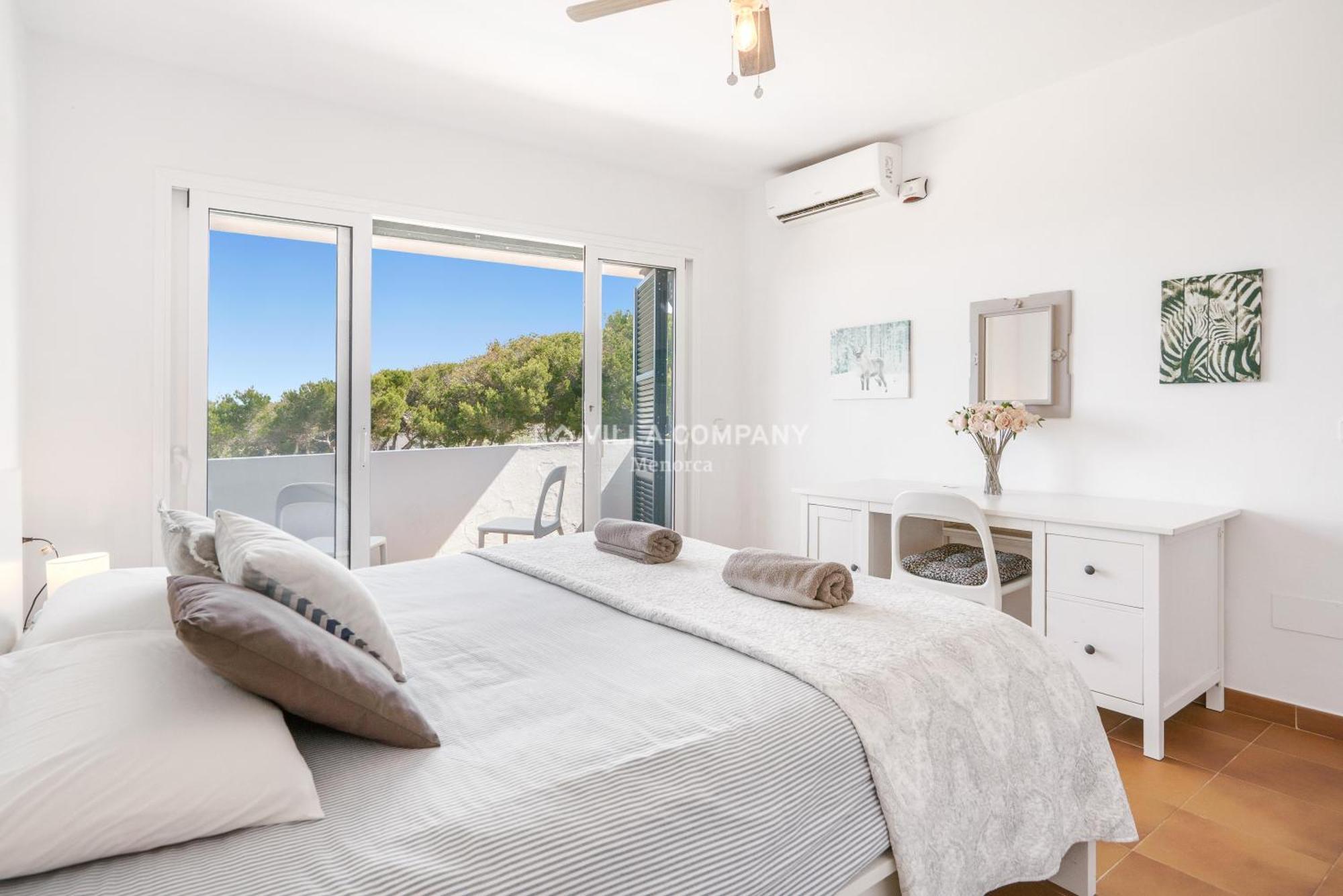 Villa Elsie Arenal d'en Castell Ngoại thất bức ảnh