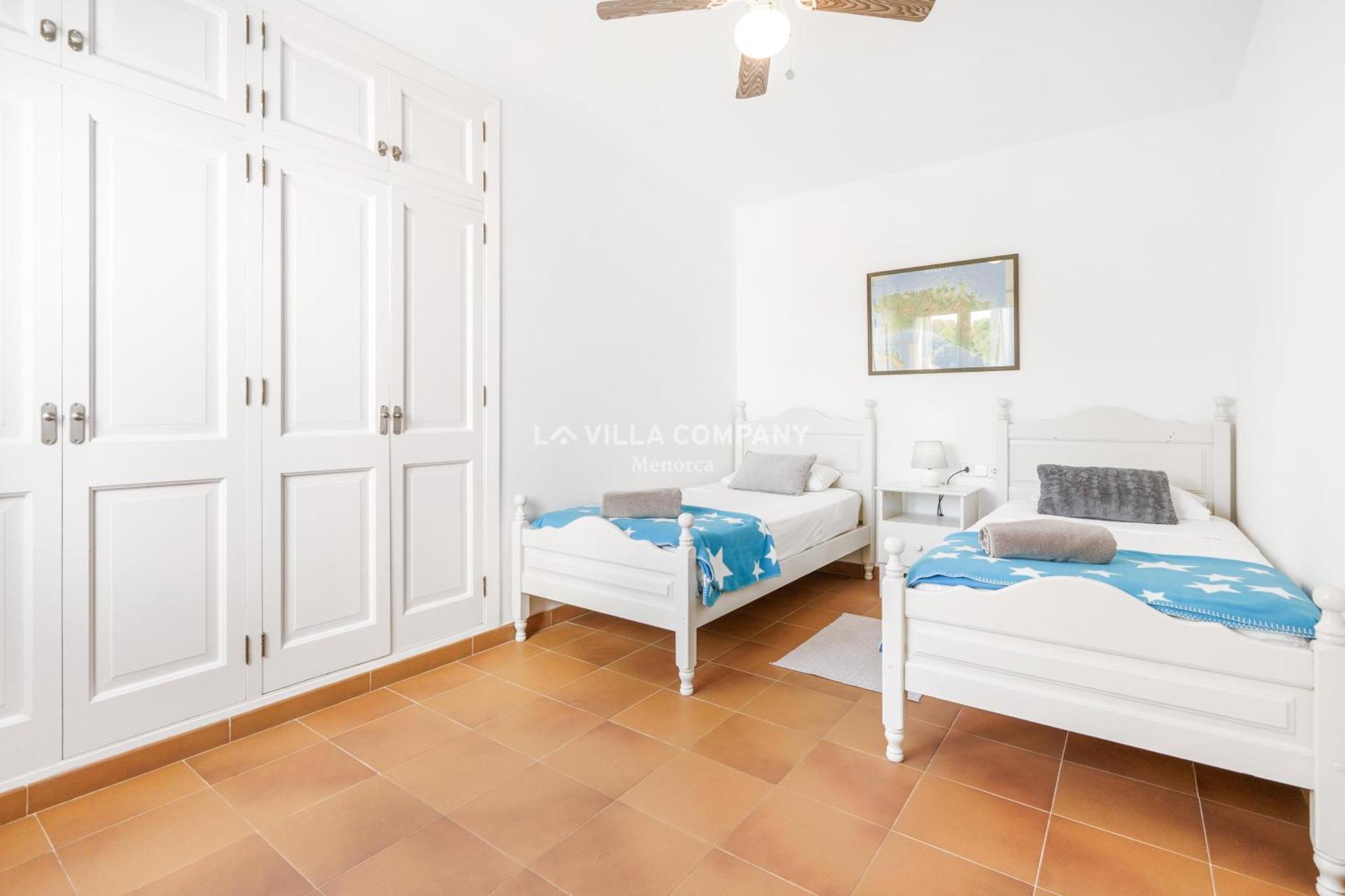Villa Elsie Arenal d'en Castell Ngoại thất bức ảnh